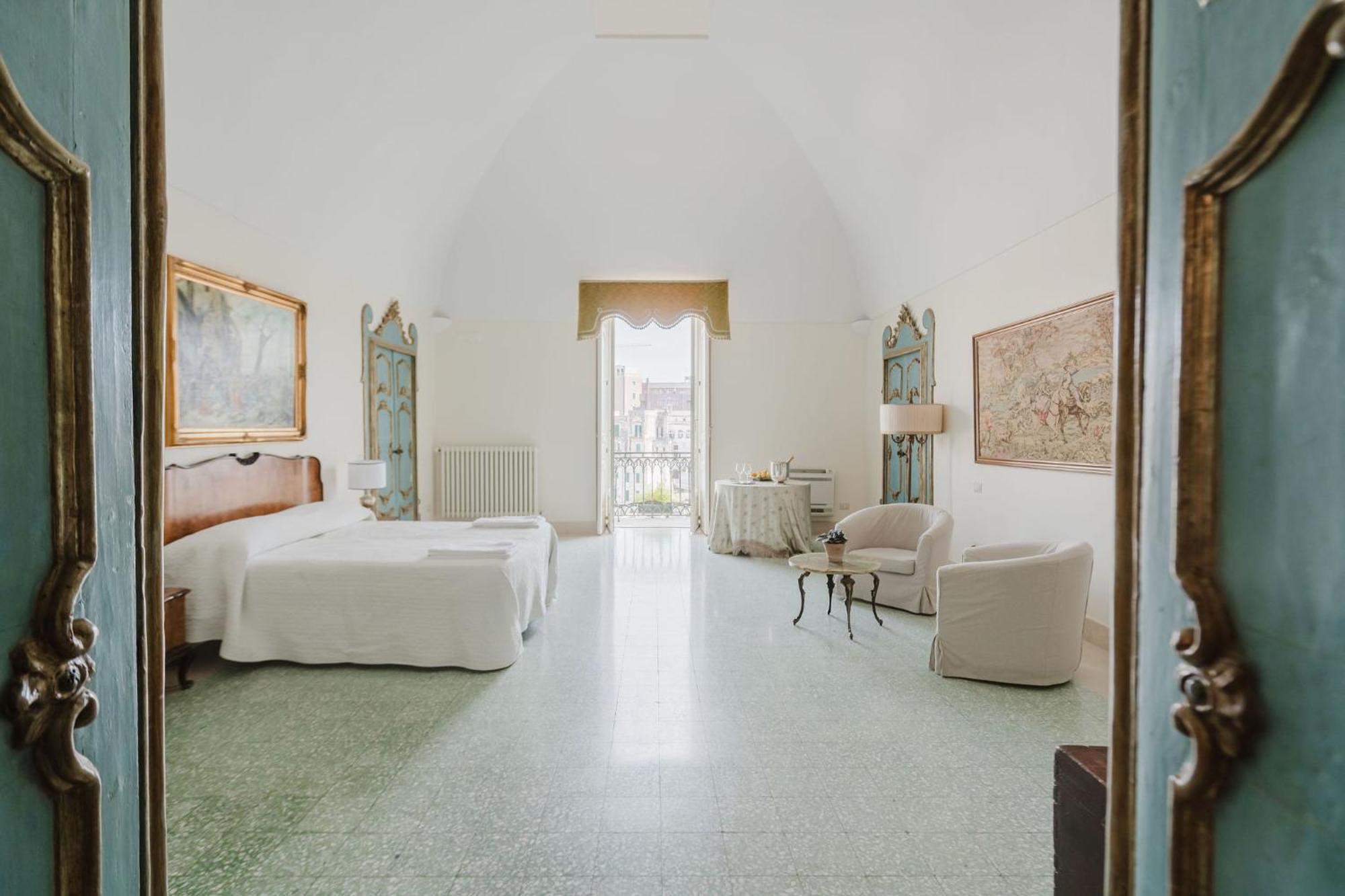 La Casa Di Ele Bed & Breakfast มาเตรา ภายนอก รูปภาพ