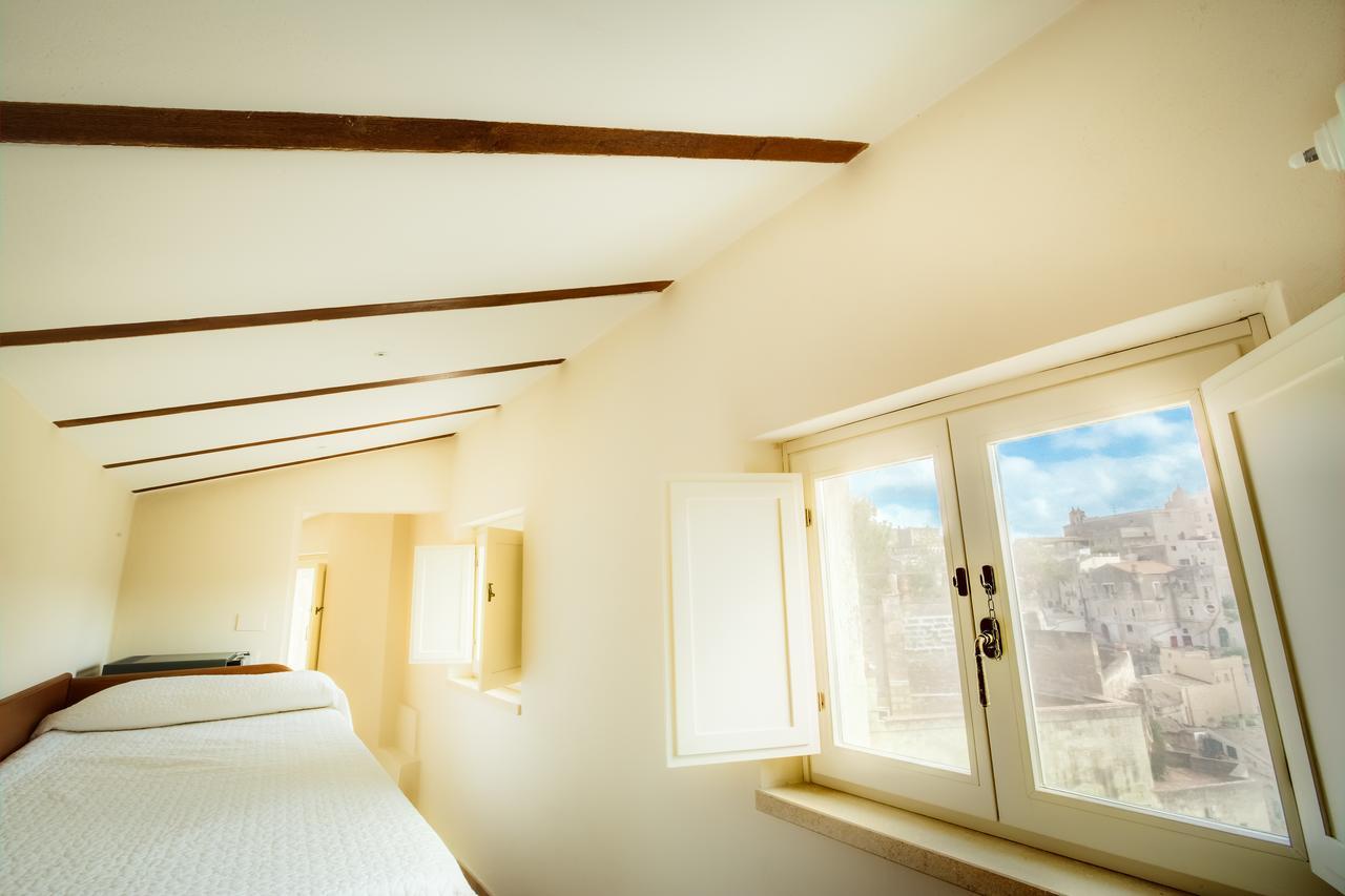 La Casa Di Ele Bed & Breakfast มาเตรา ภายนอก รูปภาพ