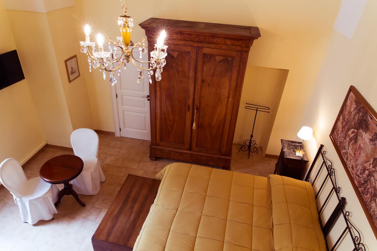 La Casa Di Ele Bed & Breakfast มาเตรา ภายนอก รูปภาพ